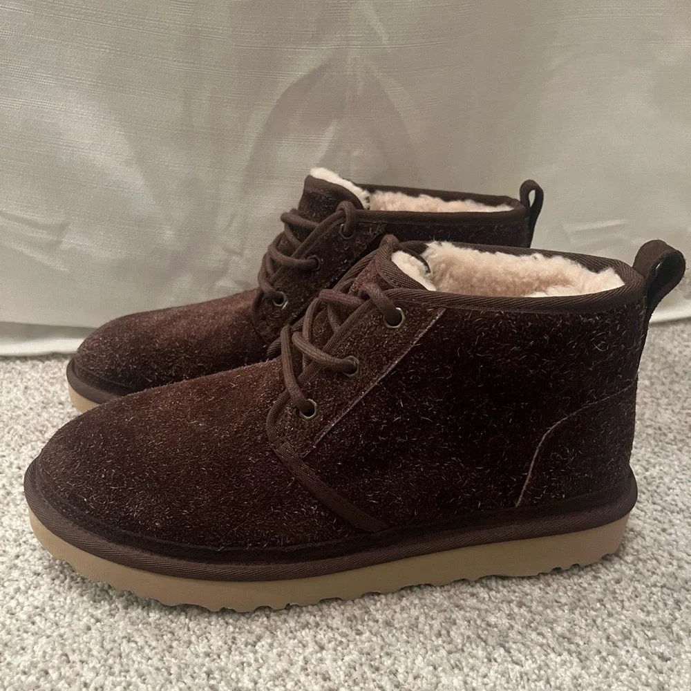 NEW UGG Neumel Shaggy Suede Chukka